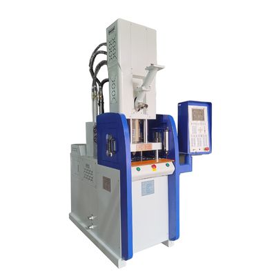 Máquina de moldagem por injecção vertical de plástico de 30 T 6.7kW com 13 KN Força de ejetor de baixa manutenção