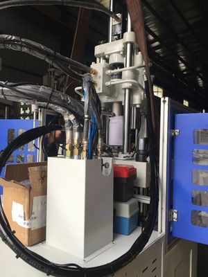 21Máquina de moldagem por injecção vertical LSR de.6kW Diâmetro de parafuso de 45 mm
