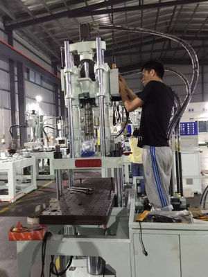 JTT-550DM Máquina de moldagem por injecção de plástico vertical para processamento de ABS/PP