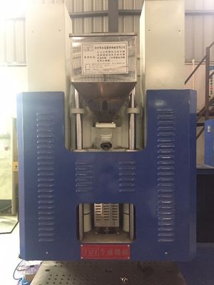 Máquina de moldagem por injecção horizontal de fixação vertical de 35T para produção de selos 95cm3 Volume de disparo