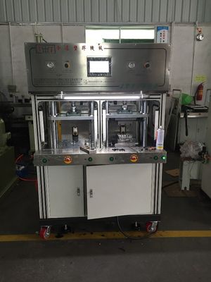 240 mm Máquina de moldagem por injecção de baixa pressão de dia aberta JTT-200 Força de ejeção 8kN