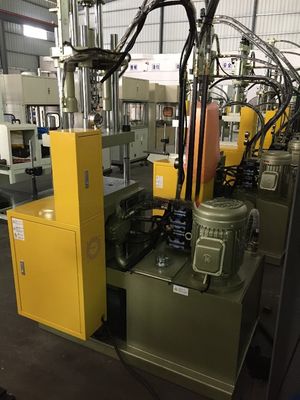Pequena máquina de moldagem por injecção vertical de plástico de 30 toneladas de diâmetro de parafuso de 25 mm