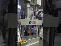 Máquina de moldagem por injeção de óculos de natação de duas cores vertical JTT-1700 2V2R