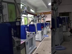 Máquina de moldagem por injecção vertical rotativa hidráulica 40T 30mm de diâmetro de parafuso